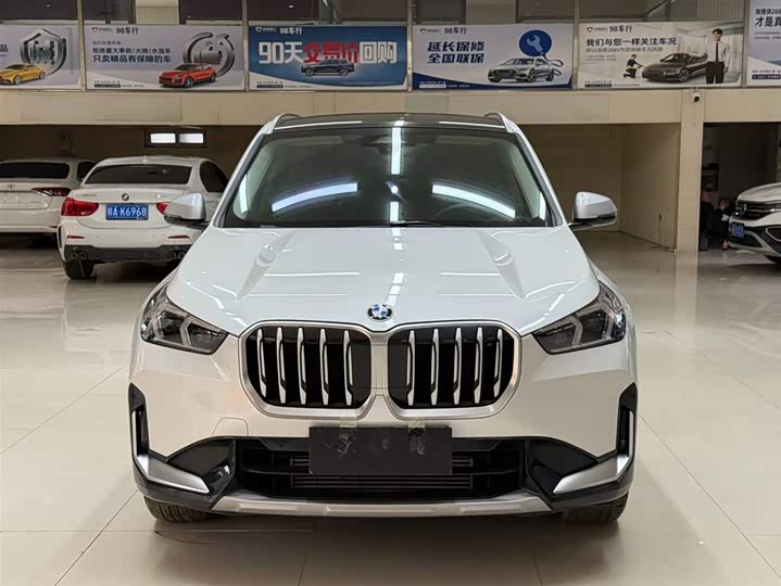 BMW X1 s Drive20Li X Design Package