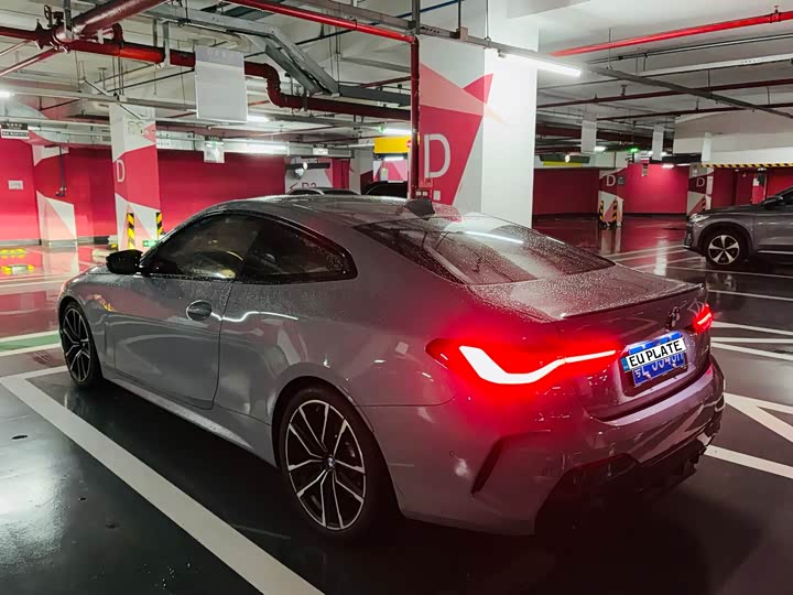 BMW 4