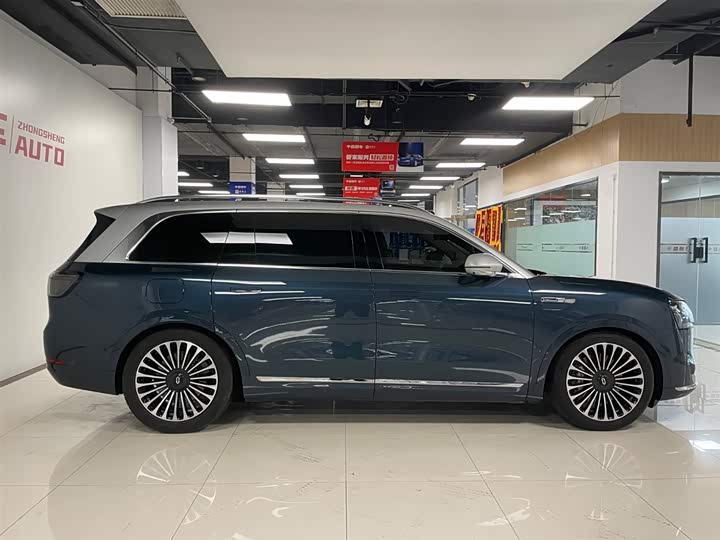 Aito M9 Range-Extended Max 42 kWh 6-Seater