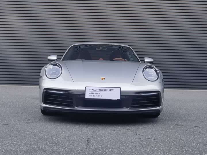 Porsche 911 Carrera