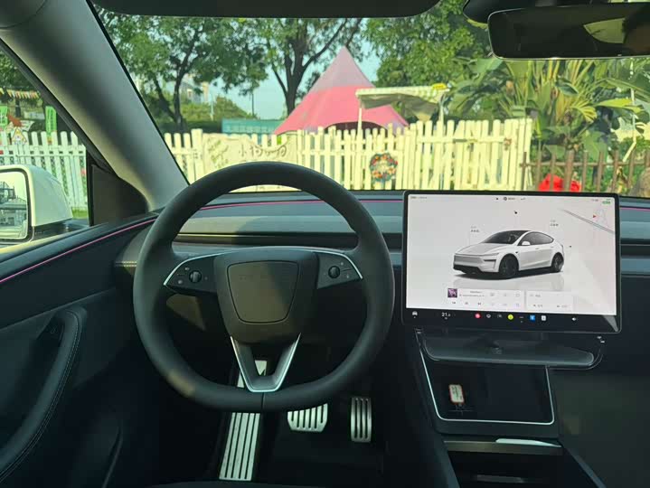 Tesla Model Y RWD