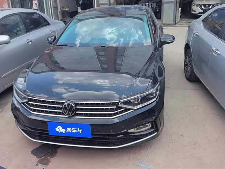 Volkswagen Magotan 2-Million Anniversary