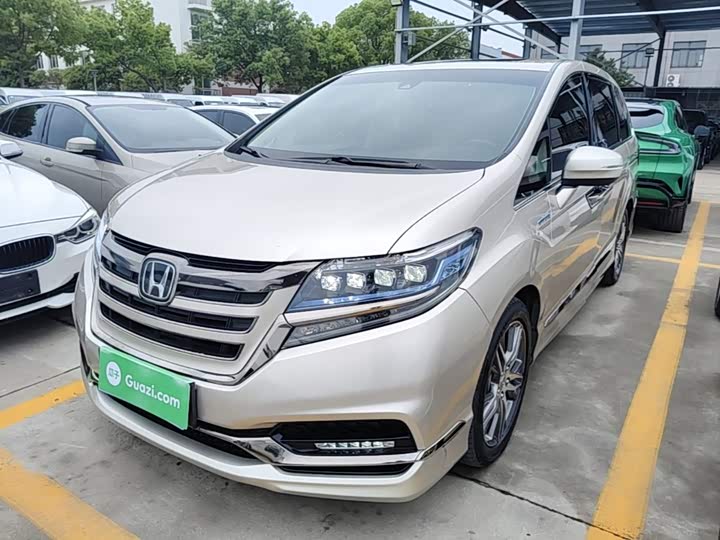 Honda Elysion 2.0
