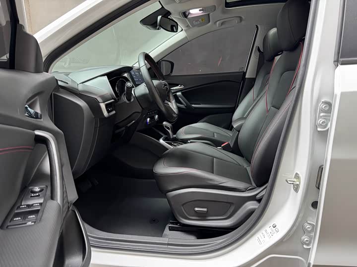 Chevrolet Tracker 2021 Redline