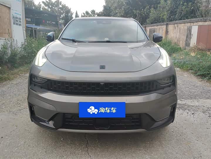 Lynk & Co 05 2022