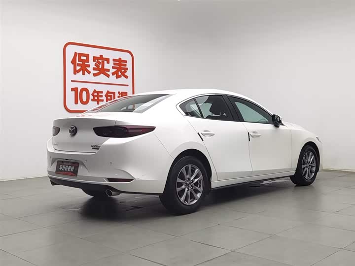 Mazda 3 Axela 2023