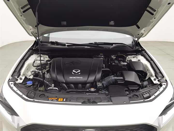 Mazda 3 Axela 2023