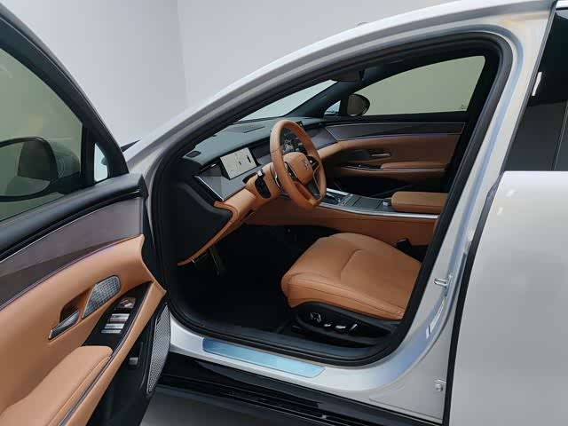 BYD Han L