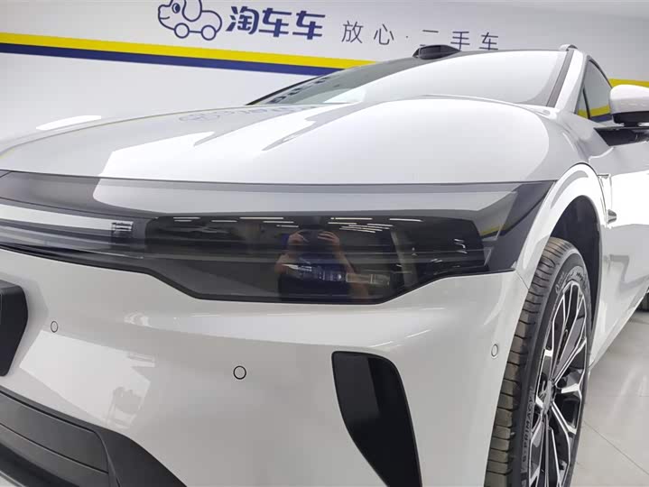 Zeekr 007 GT