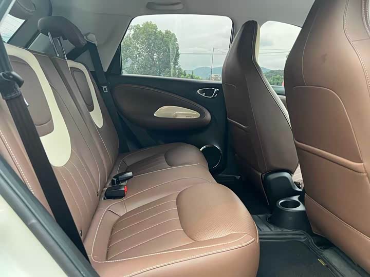 Wuling Bingo 333 км Yuexiang