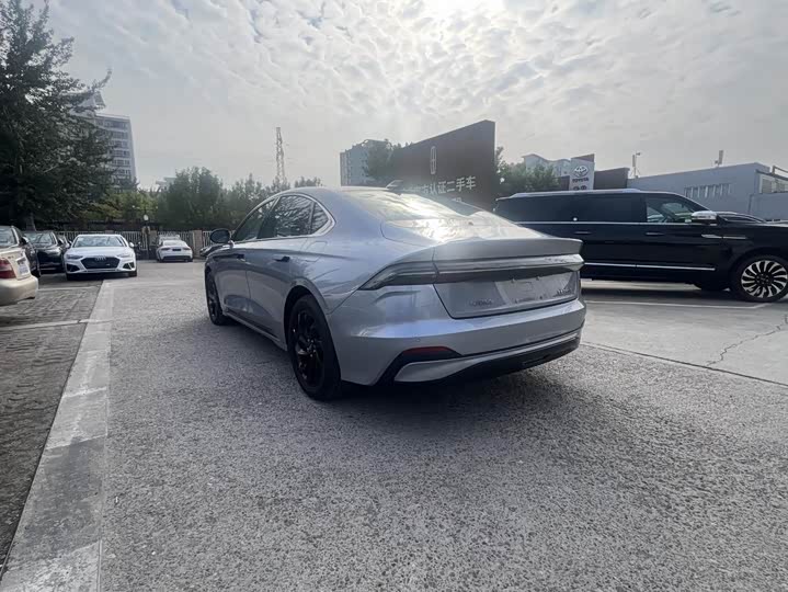 Lincoln Z