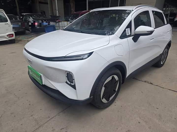Geely Geometry E Firefly 301 km Liuguang