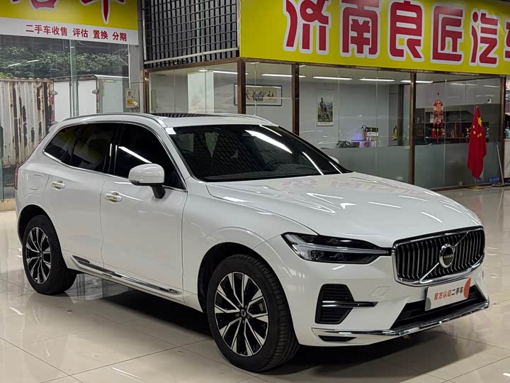 Volvo XC60 B5