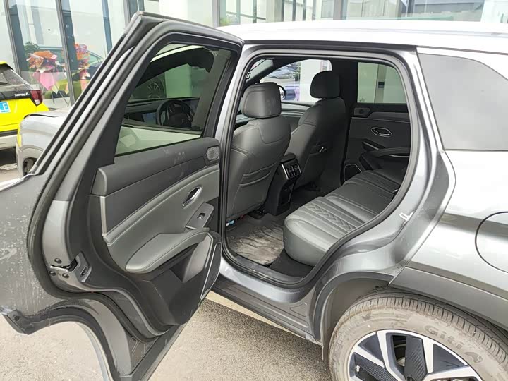 BYD Song L DM-i Smart Driving 160 km Beyond
