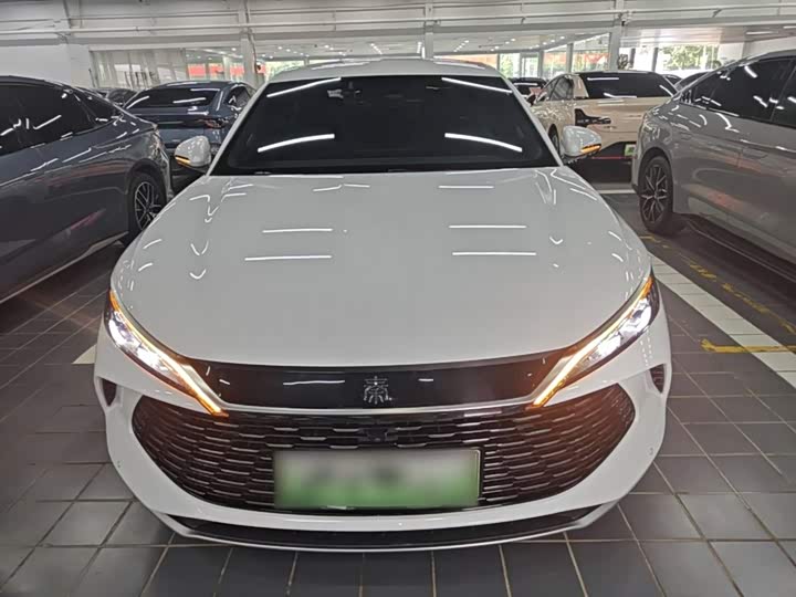 BYD Qin L DM-i 80 km Beyond