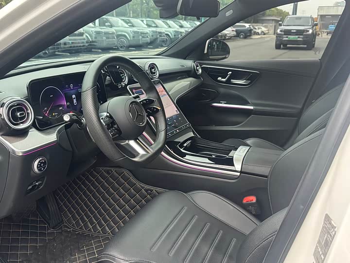Mercedes-Benz C-Class C 260 L Sport