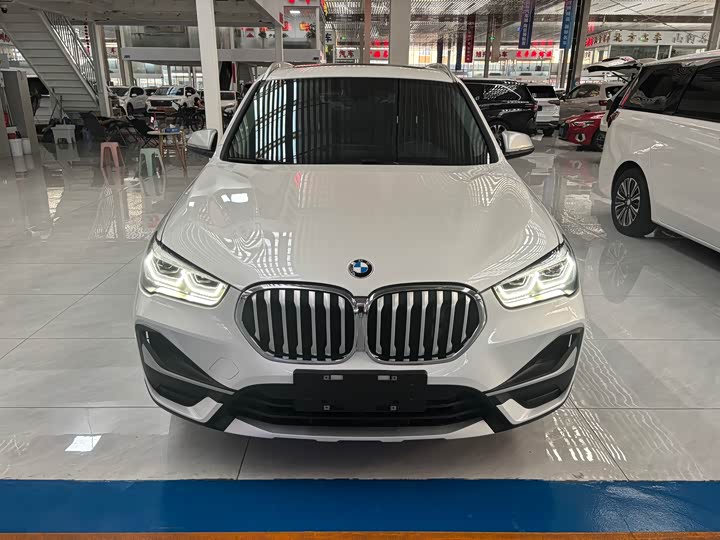 BMW X1 s Drive20Li Style