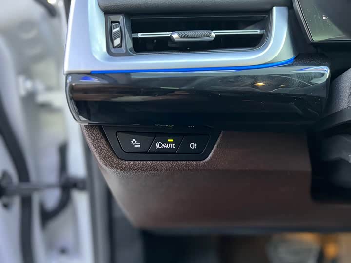 BMW X1 s Drive20Li X Design Package