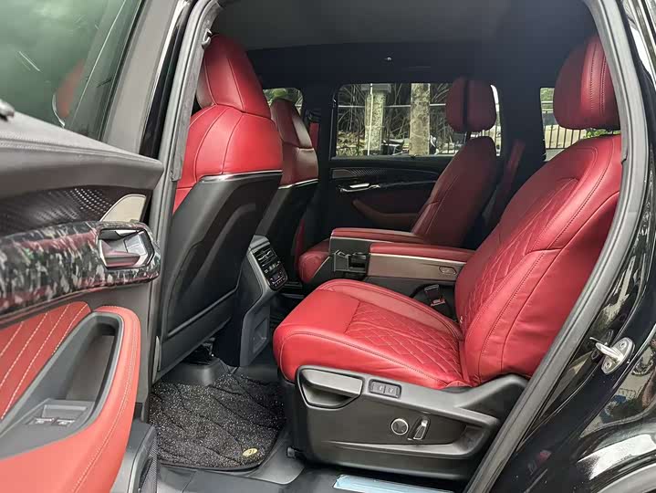 Audi Q6