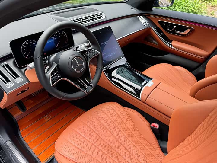 Mercedes-Benz S-Class