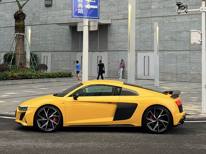 Audi R8 V10 Coupe Performance