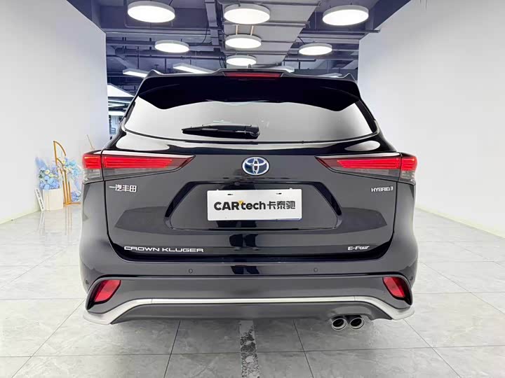 Toyota Crown Kluger