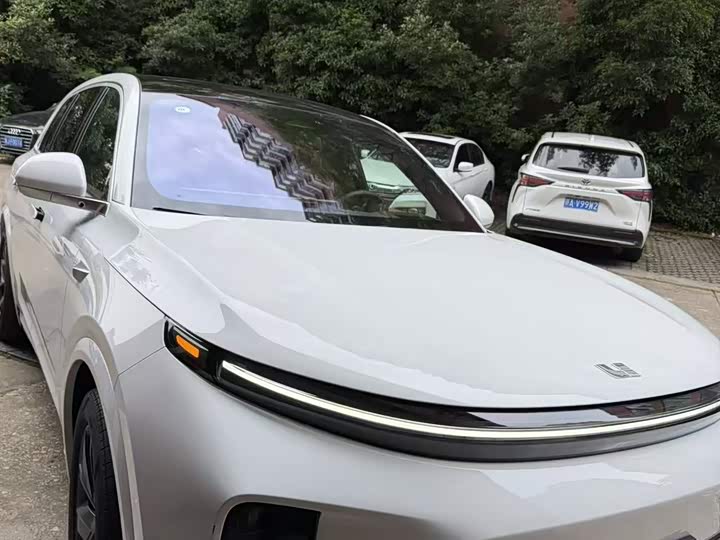 Li Auto L7