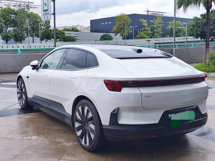 Polestar 4 Dual Motor Long Range PLUS