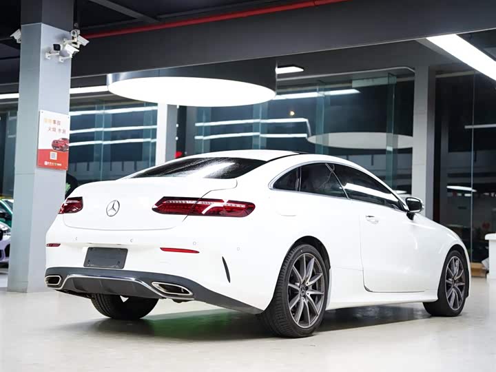 Mercedes-Benz E-Class (Импорт) 2023 рестайлинг E 260 Купе