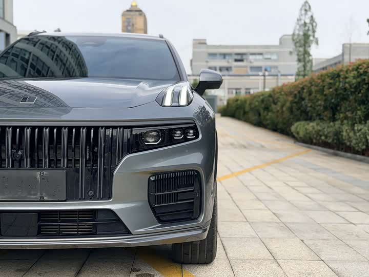 Lynk & Co Lynk & Co09