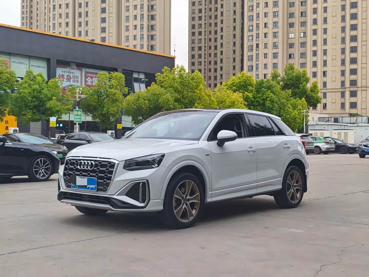 Audi Q2L 35 TFSI Sport Dynamic