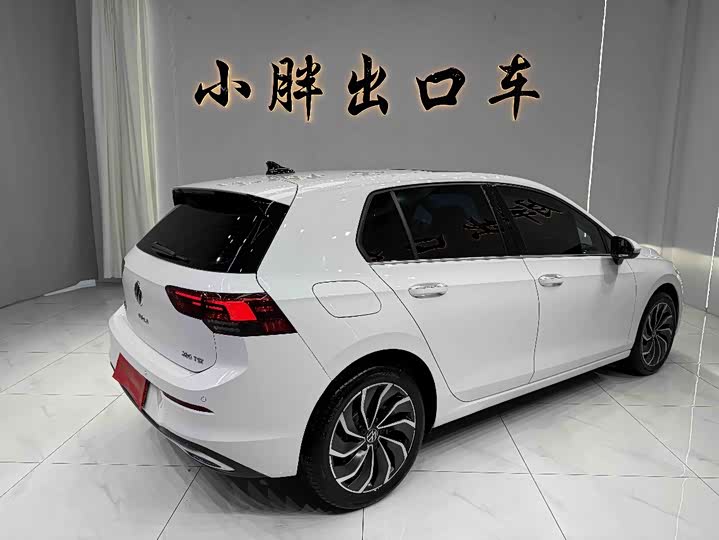 Volkswagen Гольф 2023 рестайлинг