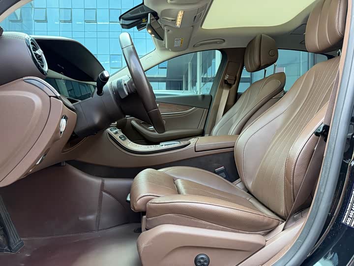 Mercedes-Benz E-Class 2022 рестайлинг E 300 L Style Fashion