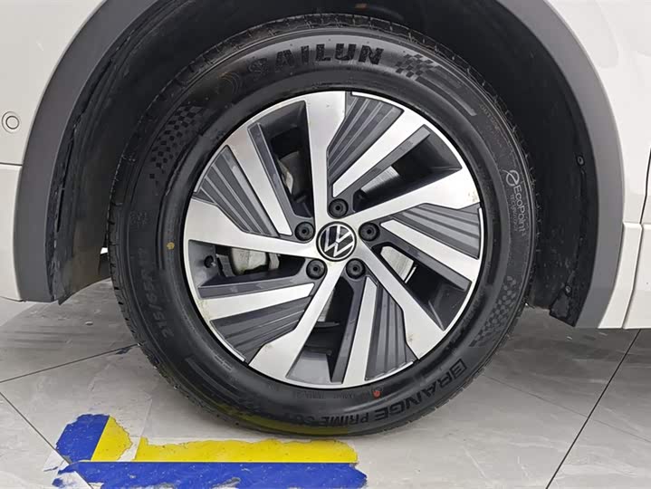 Volkswagen TiguanL Автомобиль на новой энергии (NEV) 2022