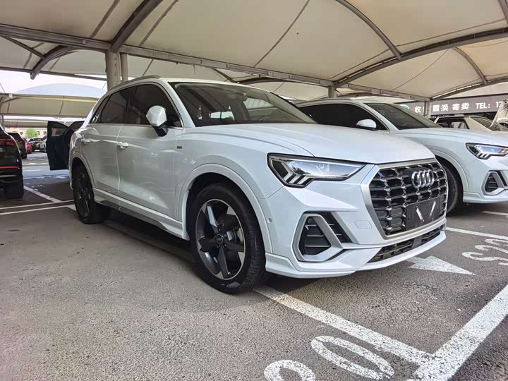 Audi Q3 35 TFSI Fashion Sport