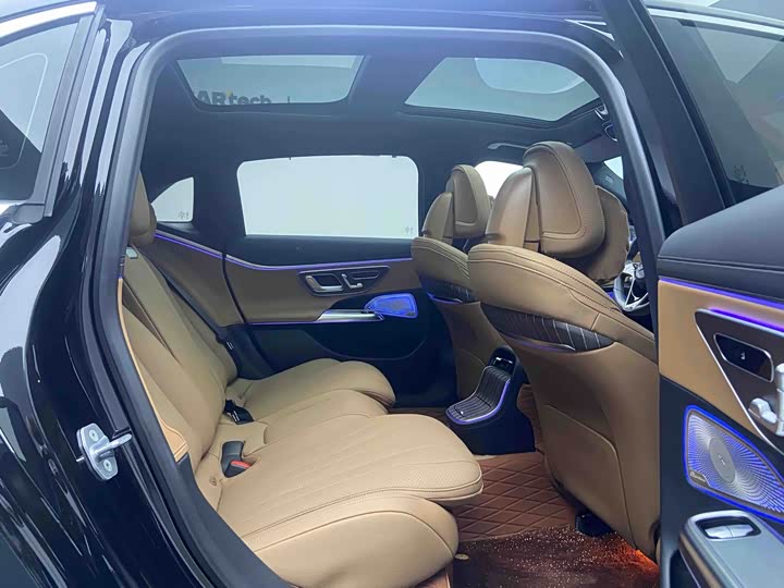Mercedes-Benz E-Class Facelift E 300 L Luxury