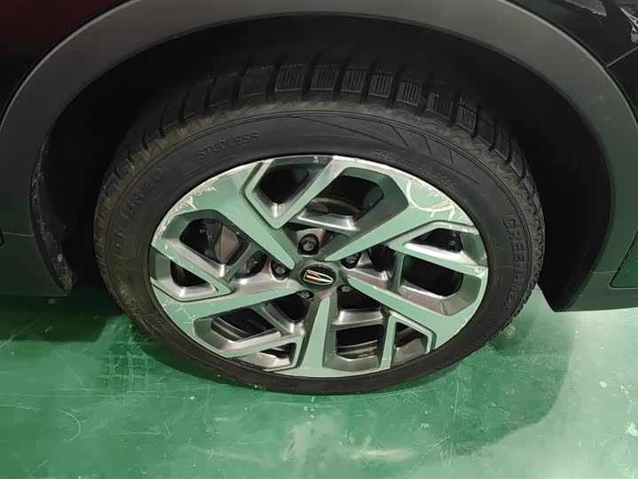 Hongqi HS7