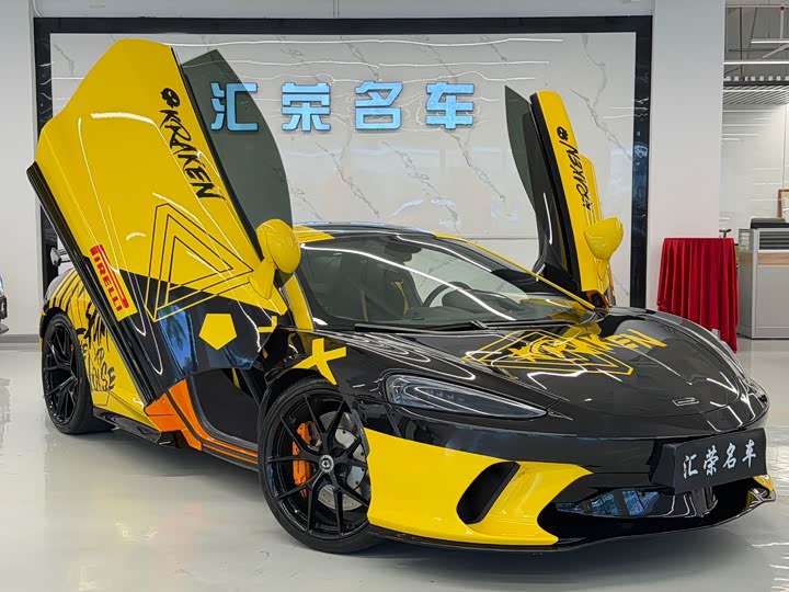 McLaren GT