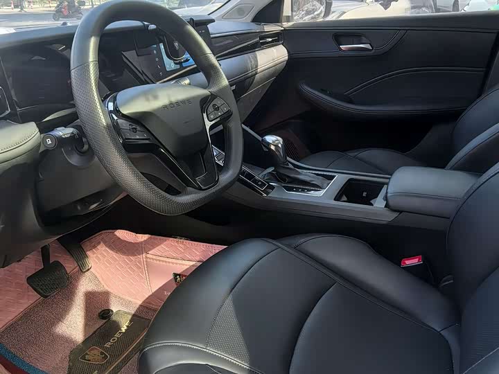 Roewe i5