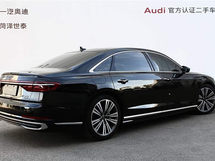 Audi A8