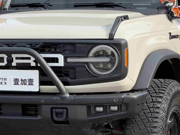 Ford Bronco