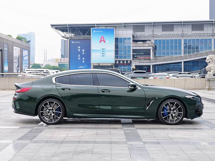 BMW 8 Series