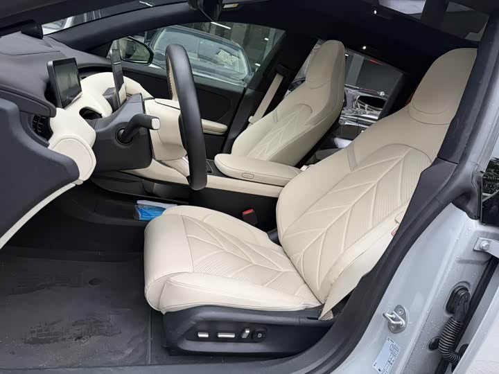 Nio ET5T