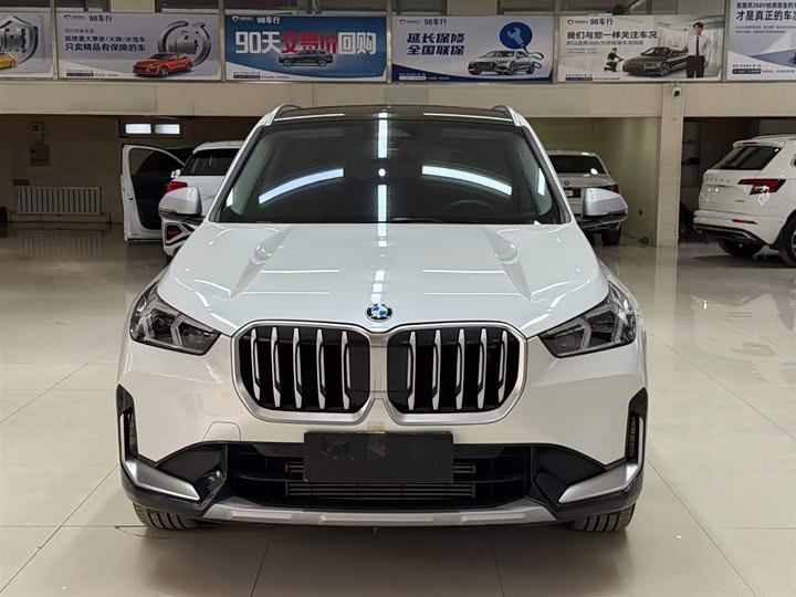 BMW X1 s Drive20Li X Design Package