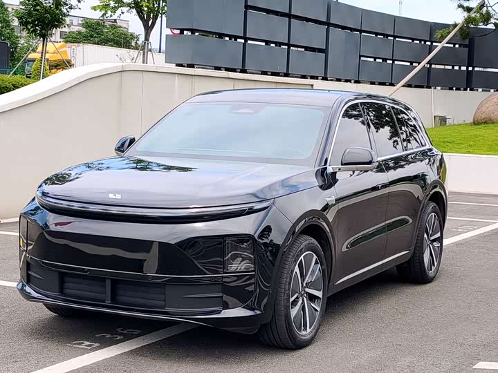 Li Auto L6