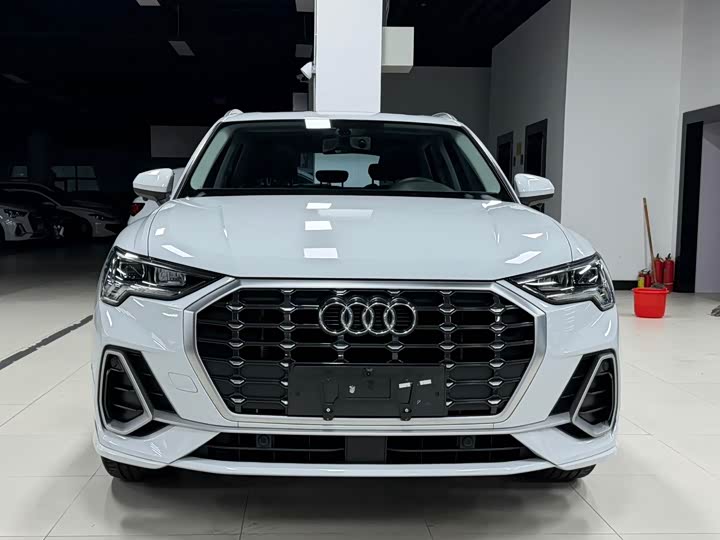 Audi Q3 35 TFSI Progressive Sport
