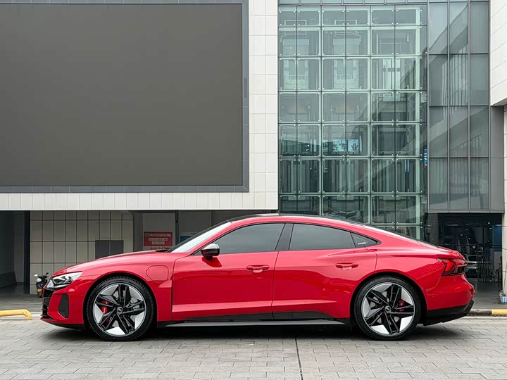 Audi RS e-tron GT
