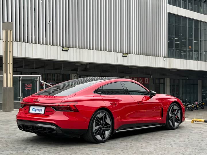 Audi RS e-tron GT