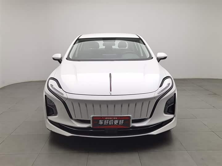 Hongqi E-QM5 431 km Charging Enjoy Edition