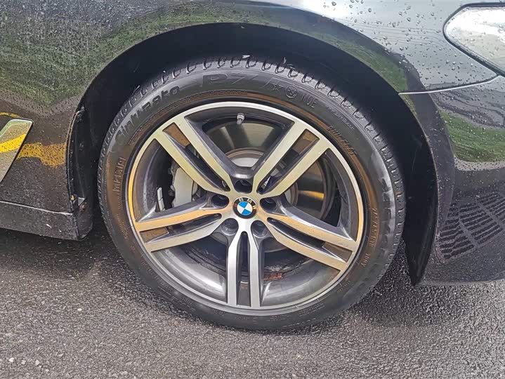 BMW 5 Series 2022